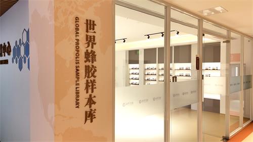 1767503920203692.jpg 5fe56395945d18670ea802c16ca4166b.jpg