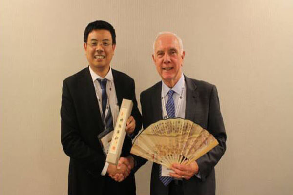 蜂奧生物張勇董事長拜會國際蜂聯(lián)領(lǐng)導(dǎo)